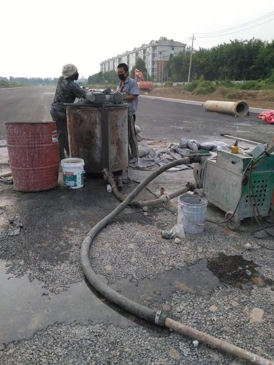 新龙进行地基基础加固的原因和方法都有哪些呢？