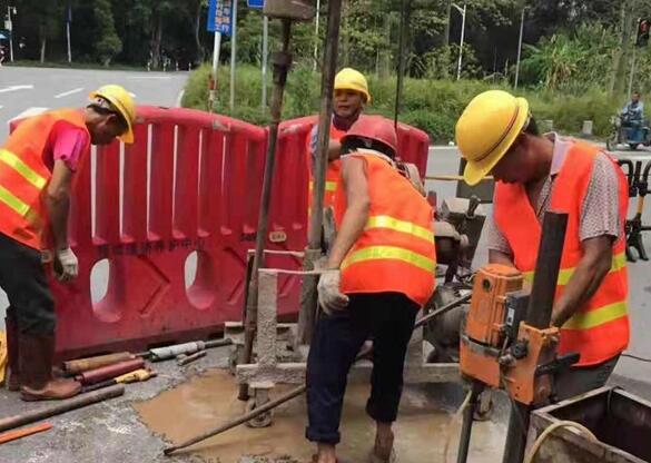 新龙一路面注浆加固